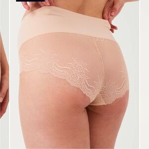 NEW Spanx smooth undie-dectable lace hi-hipster size XS in soft nude